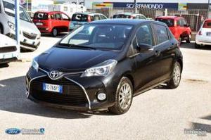 Toyota yaris 1.0 lounge 5p my16