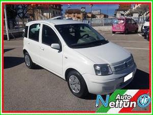 Fiat panda 1.1 active con clima e idroguida