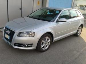 Audi a3 spb 1.6 tdi 105 cv cr s tronic attraction