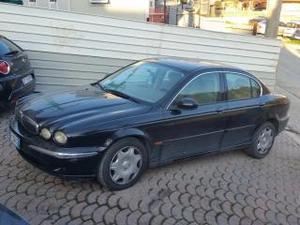 Jaguar x-type 2 litri v6 24v cat 4p_berlina