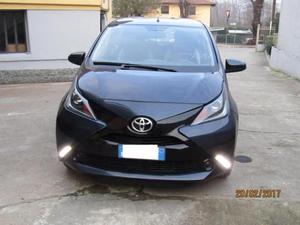 Toyota Aygo 1.0 Vvt-i 69 CV 5 Porte X-play