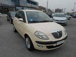 Lancia ypsilon 1.2 oro