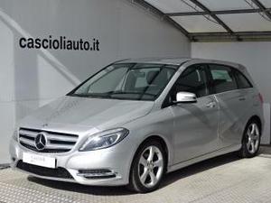 Mercedes-benz b 200 cdi premium