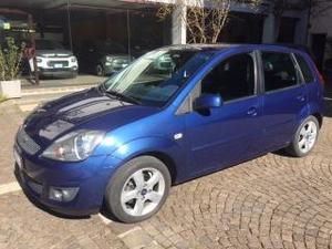 Ford fiesta v 5p. ghia gpl ok neopatentati