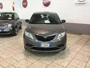 Lancia ypsilon nuova cv gold