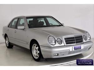 MERCEDES-BENZ E 300 turbodiesel cat Elegance Automatica