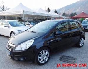 Opel corsa 1.2 5 porte automatica cosmo