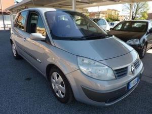 RENAULT Scenic 1.9 dCi Confort Dynamique