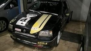 Renault clio 1.8i 16v rally