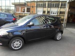 Lancia ypsilon new silver  cv -- euro 6 !!!