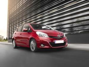 Toyota yaris 1.3 5 porte lounge multidrive s