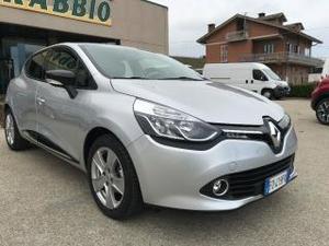 Renault clio cv 5 porte zen navi c.lega fendi ok neop