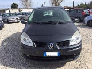 Renault scenic v gpl