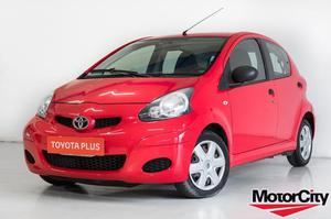 TOYOTA Aygo V VVT-i 5 porte Now Red Edition rif.