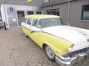 Ford - Country Station Wagon - 