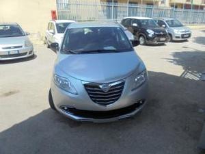 Lancia ypsilon  cv 5 porte gold