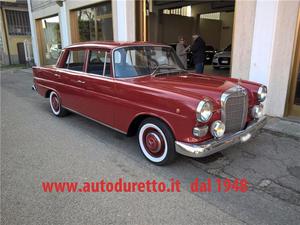 Mercedes-Benz 200 D Codine