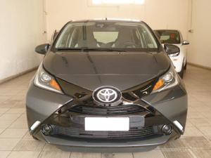 Toyota Aygo 1.0 VVT-i 69 CV 5 porte x-clusiv MMT