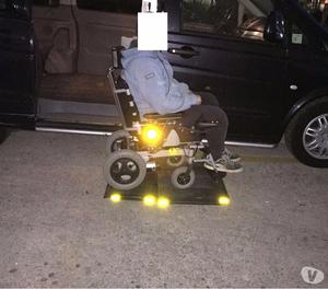 Vendo auto con sedia a rotelle coordinata per guida disabile