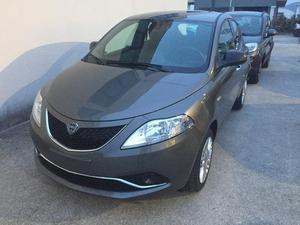 Lancia Ypsilon 5 PORTE Nuova cv Silver