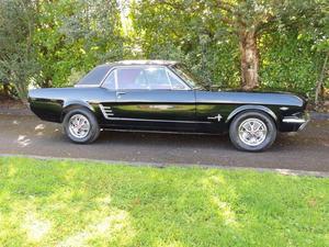 Ford - Mustang - 
