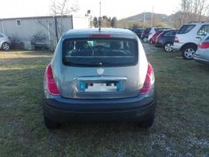 Lancia ypsilon v argento gpl