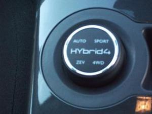 Peugeot  hybrid 4-diesel 4x4 autom. outdor navigatore