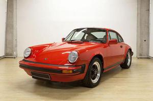 Porsche - 911 Coupe - 