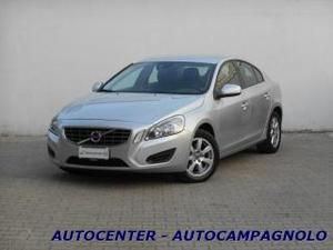 Volvo s60 d3 kinetic + pack business pro