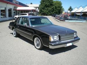 Buick - Regal Limited V8 4.9 L - 