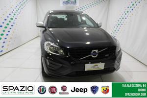 Volvo XC---) D4 Geartronic R-design Kinetic