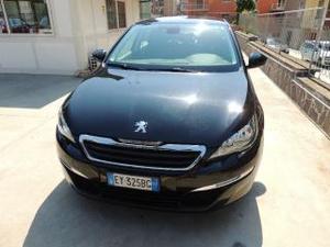 Peugeot  e-hdi 115 cv stop&start sw active