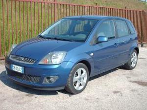 Ford fiesta v 5p. clever