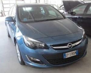 Opel astra 1.7 cdti 110 cv 4 porte ufficiale aziendale