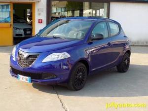 Lancia ypsilon  cv 5 porte elefantino ok neopatentati