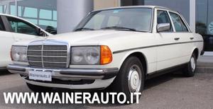 MERCEDES-BENZ  BERLINA PELLE BENZINA GPL 