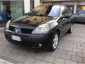 Renault clio v cat 3 porte nokia