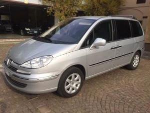 Peugeot  hdi 136cv 7 posti, navigatore, ecc.