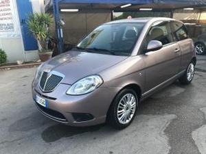 Lancia ypsilon 1.4 argento ecochic gpl