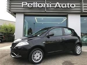 Lancia ypsilon  cv 5 porte silver km  certificati