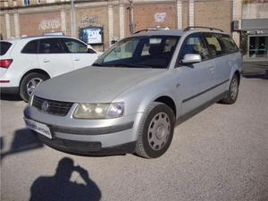 VOLKSWAGEN Passat Variant Variant  SW 125CV BAR