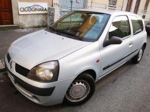 Renault clio 1.5 dci 65cv van *  km / 1 proprietario