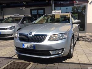 SKODA Octavia 1.6 TDI CR 105cv Wagon Executive Navigatore