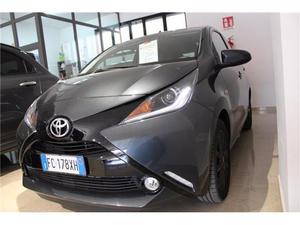 TOYOTA Aygo 1.0 VVT-i 69 CV 5 porte x-cool rif. 