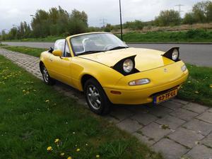 Mazda - MX5 1.6i Sunburst Yellow Edizione Limitata -