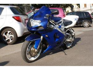 Suzuki GSX R ) GSX R 750