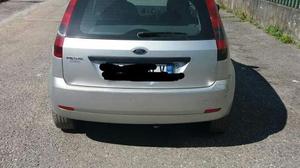 Ford fiesta modello titanium 5 porte v