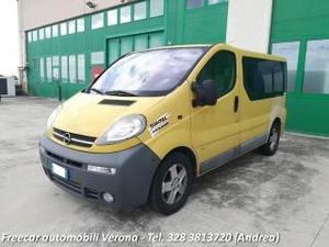 Opel vivaro 2.5 dti furgone 5 posti