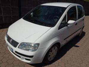 Fiat idea 1.3 multijet 16v 70 cv blackstar cambio automatico