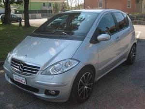 Mercedes-benz a 200 cdi avantgarde cambio automatico